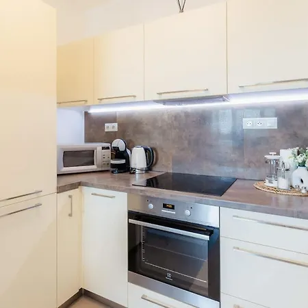 Apartmán Perla Ruzinova With Balcony *