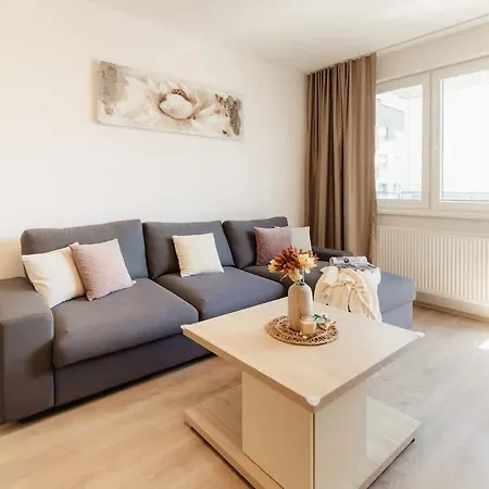 Apartmán Perla Ruzinova With Balcony *