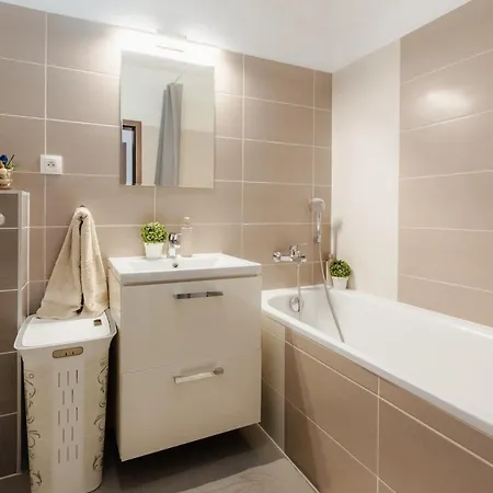 Apartmán Perla Ruzinova With Balcony Bratislava