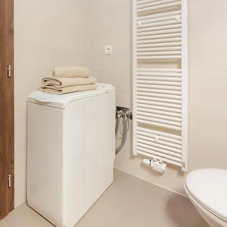 Apartmán Perla Ruzinova With Balcony Bratislava