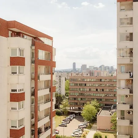 Perla Ruzinova With Balcony * Братислава